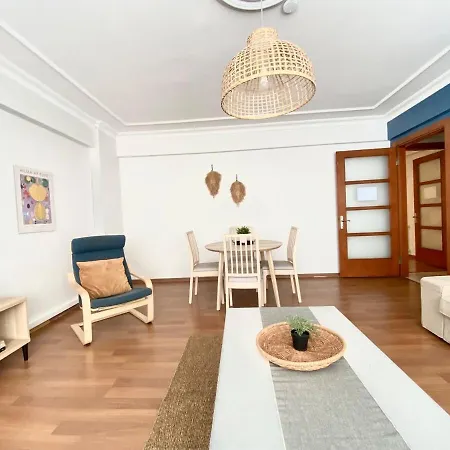 Apartment Center 3 Bedroom Flat - No4