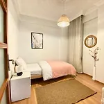 Center 3 Bedroom Flat - No4 Apartment *