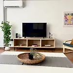 Center 3 Bedroom Flat - No4 Apartment *